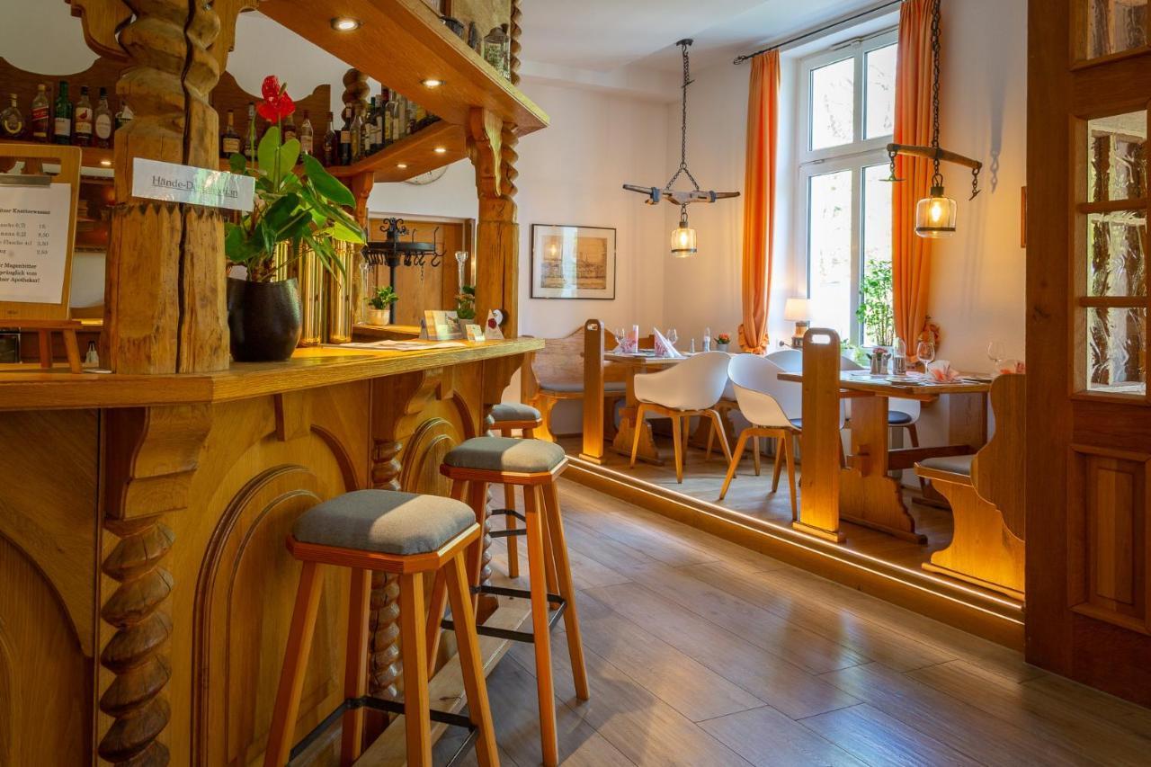 Hotel & Restaurant Waldschloesschen Kyritz Exteriör bild
