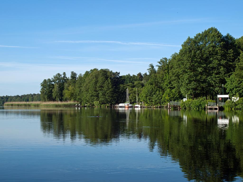 Hotel & Restaurant Waldschloesschen Kyritz Exteriör bild